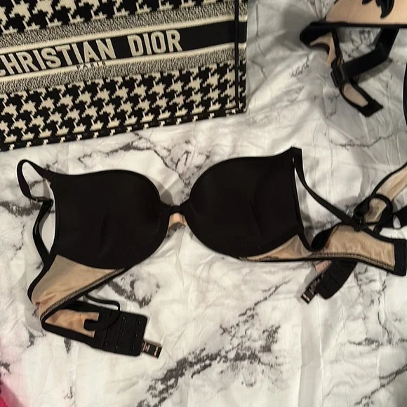 Bombshell 32b/c70 black tan Victoria’s Secret bra brand new with tags rare LOOK! - Picture 5 of 6